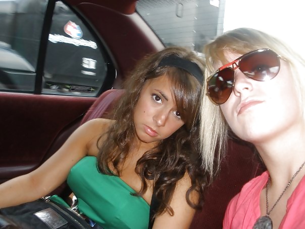 Facebookの友人36
 #32134192