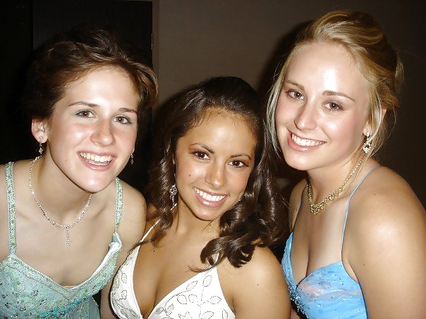 Facebookの友人36
 #32134194