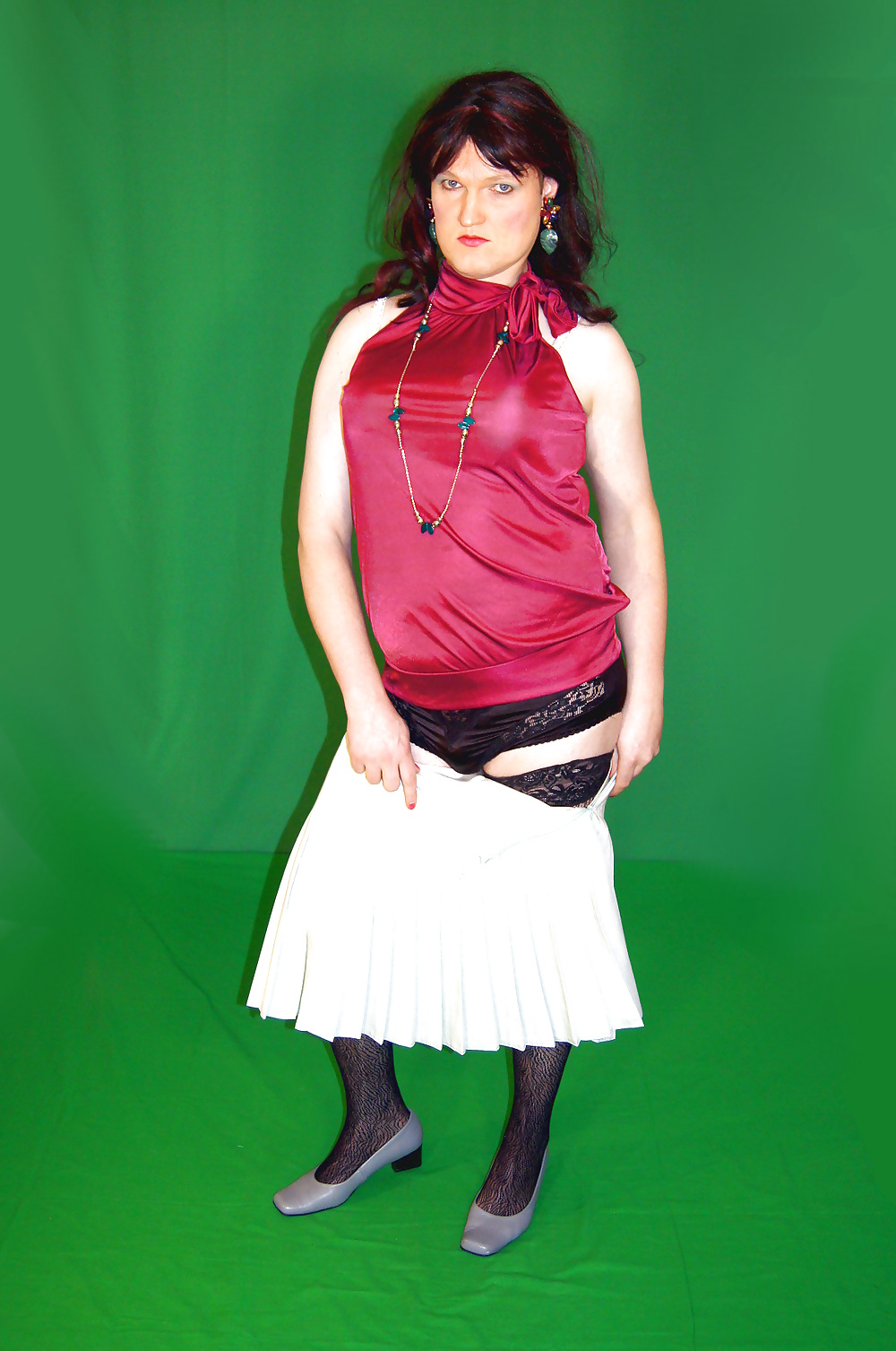 Dickgirl con falda plisada 
 #25233734