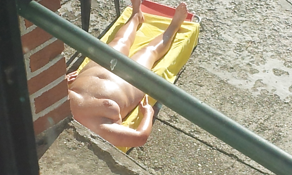 Die Hündin Der Nähe Gefangen Zu Tun Topless + Einen Integralen #29667572