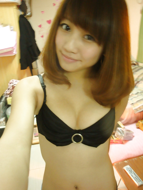 A cute Taiwanese girl #37921805