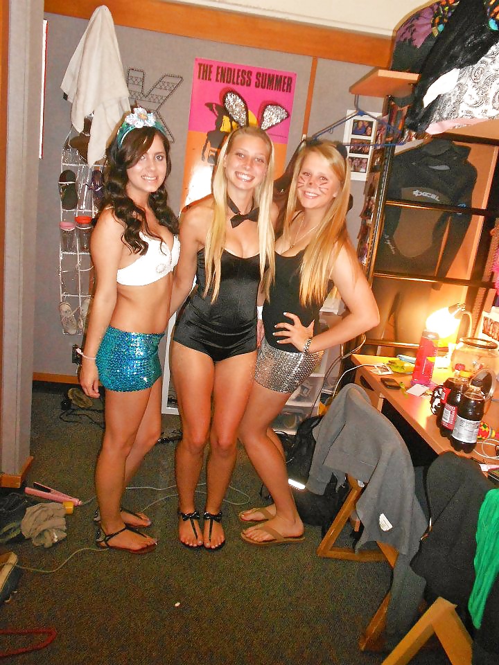 Sexy college sorority sluts, which would you fuck? #32727066