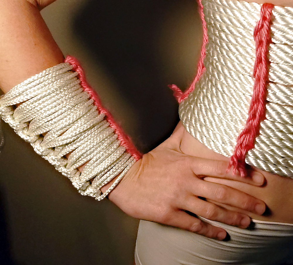 セクシーな妻
 #35678100