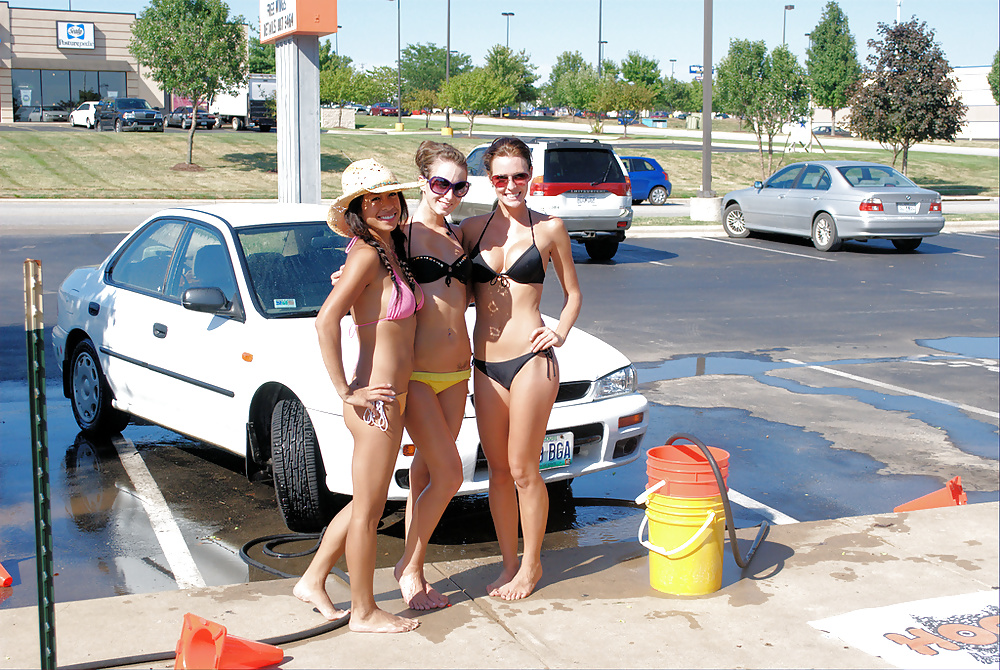 CAR Wash and Bikini Babes #32964529