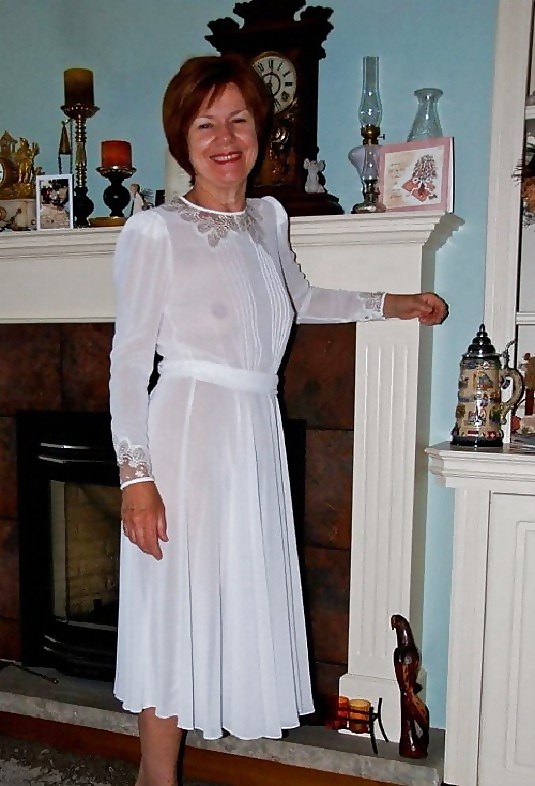 Bloße Kleidung #40214847