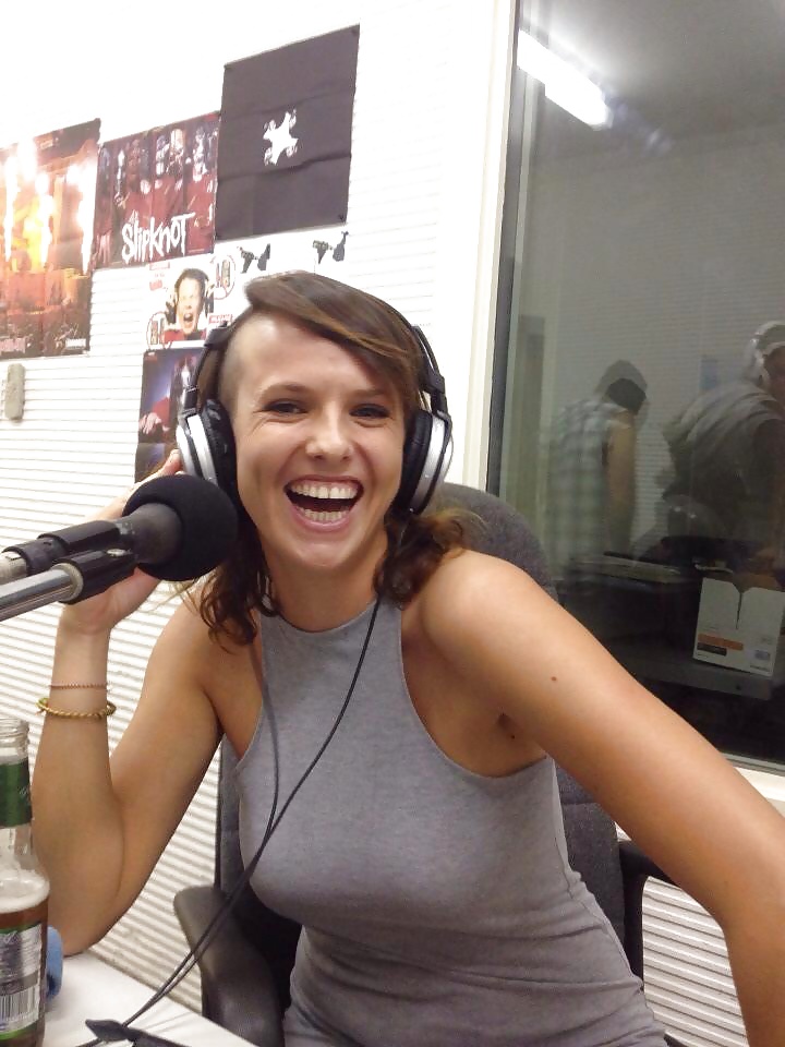 Maeliss une brune sexy
 #28649576