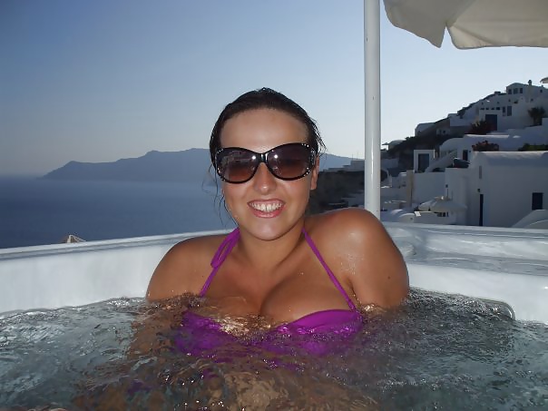 Maeliss une brune sexy
 #28649587