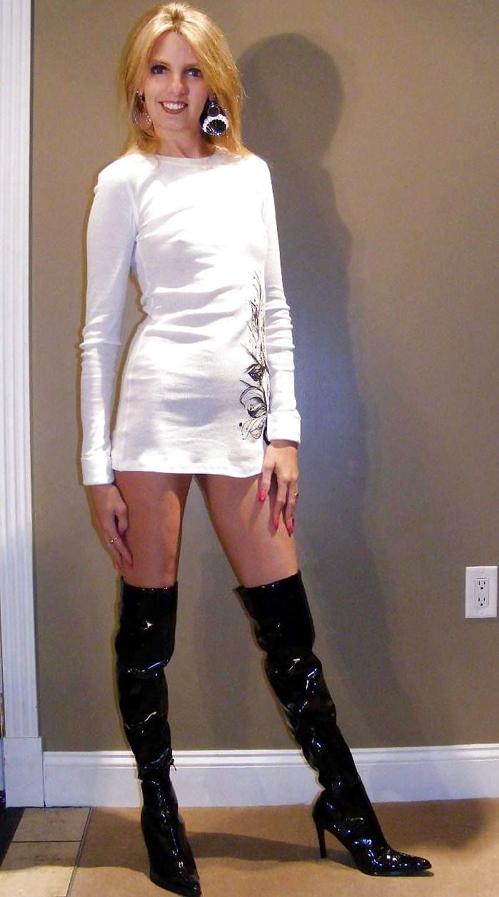 Sólo la verdadera mujer amaba a ser dresed como una puta ... (2)
 #23351490