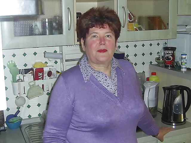 ロシアの熟女、59歳 #40032735
