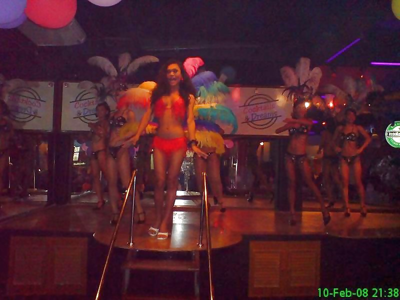 Ladyboy Nachtleben In Phuket #28415483