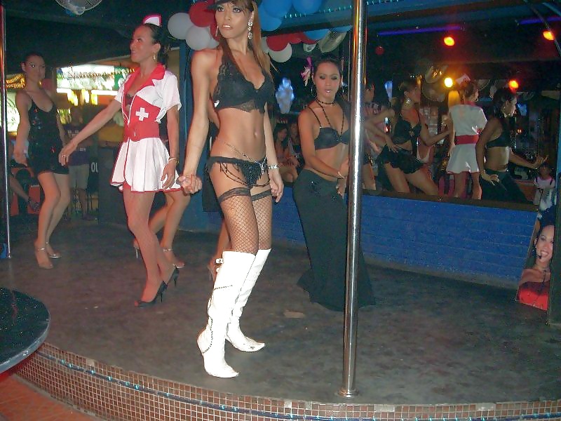 Ladyboy Nachtleben In Phuket #28415518