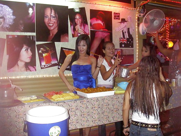 Ladyboy Nachtleben In Phuket #28415605