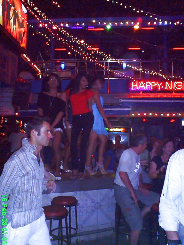 Ladyboy Nachtleben In Phuket #28415825