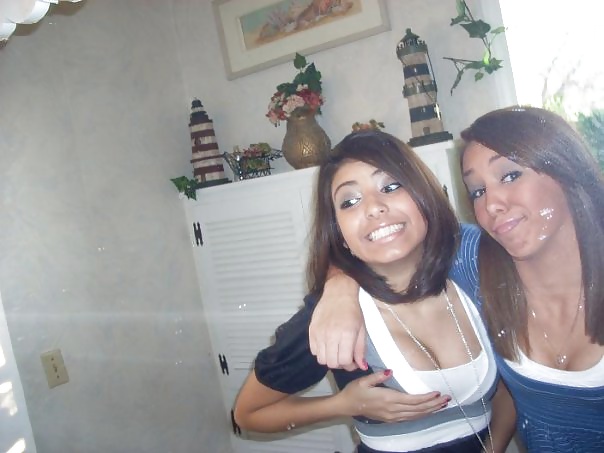 Jóvenes calientes
 #24474557