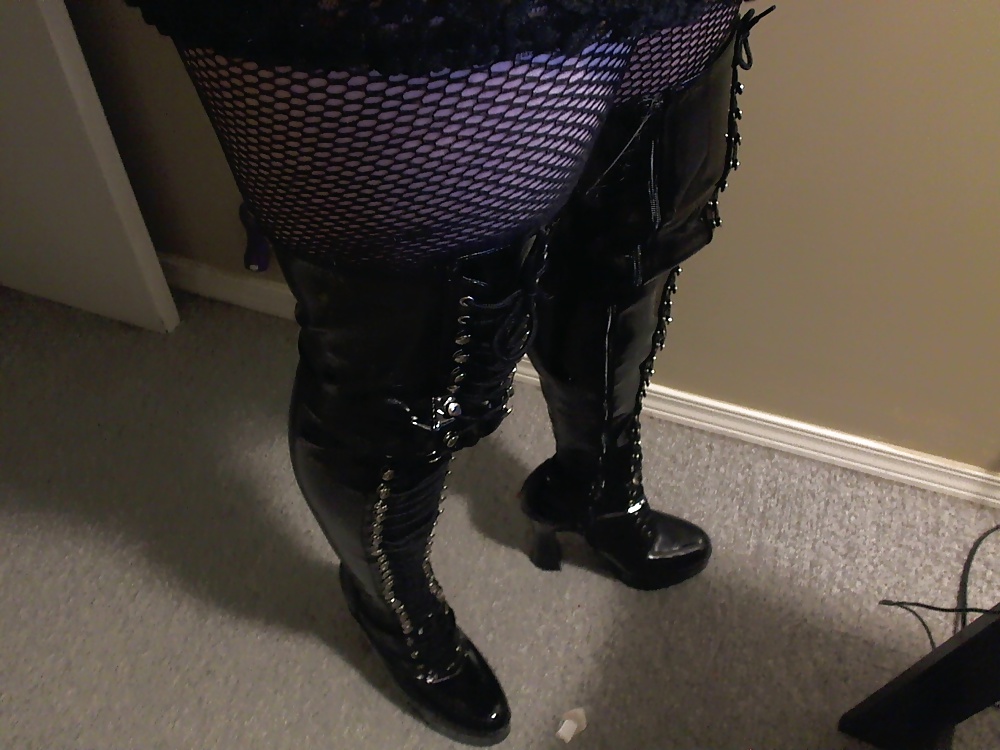 新しい自撮り写真の数々
 #32215790