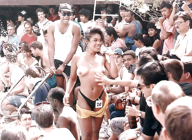 Filippino bar ragazze 1980s
 #31319863