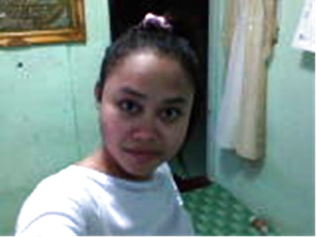 マレー語 pembantu tadbir bertudung
 #31872014