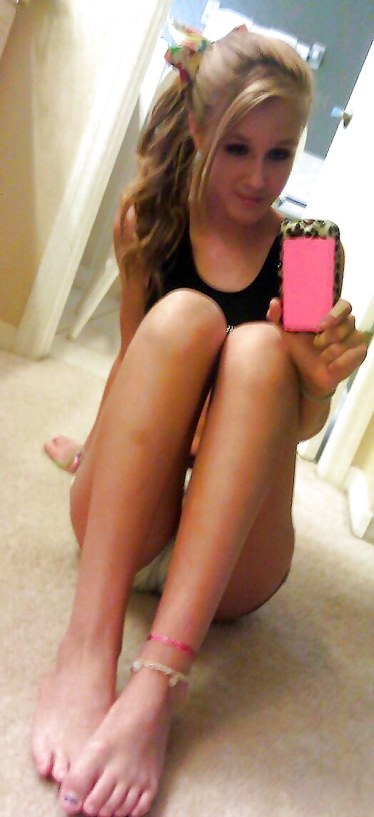 Teen selfies 2
 #30333094