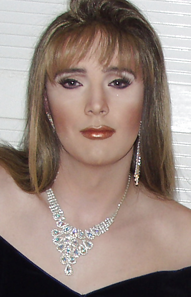 Tranny Ellie Facial Pics #28170844