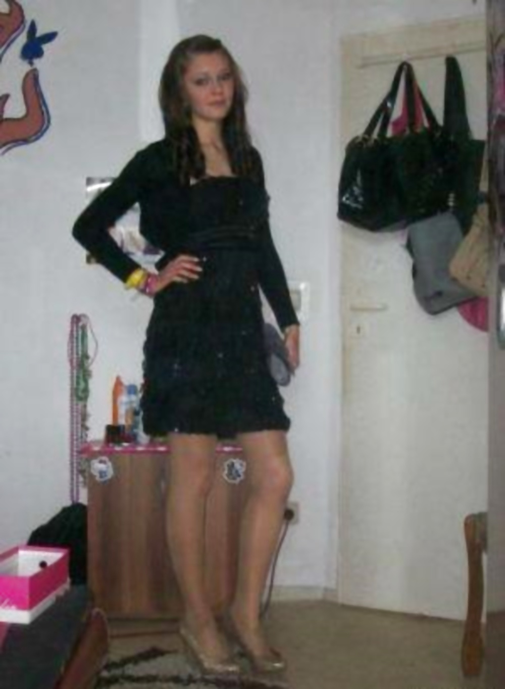 Teenschlampe
 #35109111