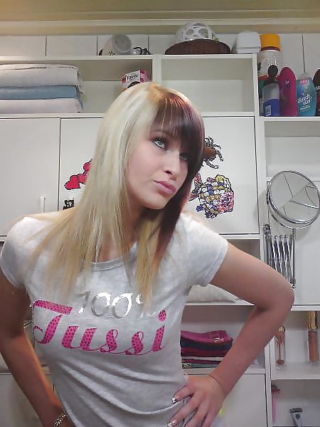 クリスティン
 #29353867