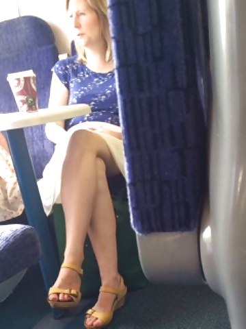 Milf shows legs and upskirt on train #33305659
