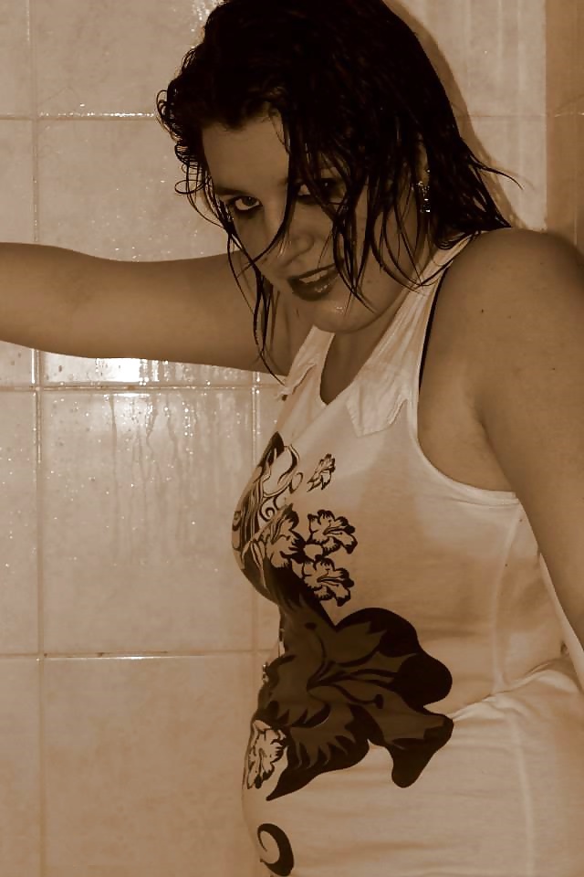 Melany 21 douche 2
 #27103270