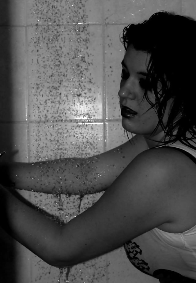 Melany 21 douche 2
 #27103286