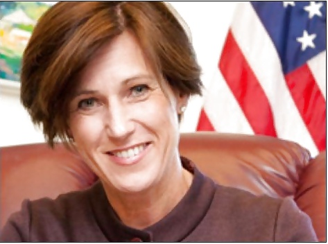 Love jerking off to conservative Mimi Walters #25580736