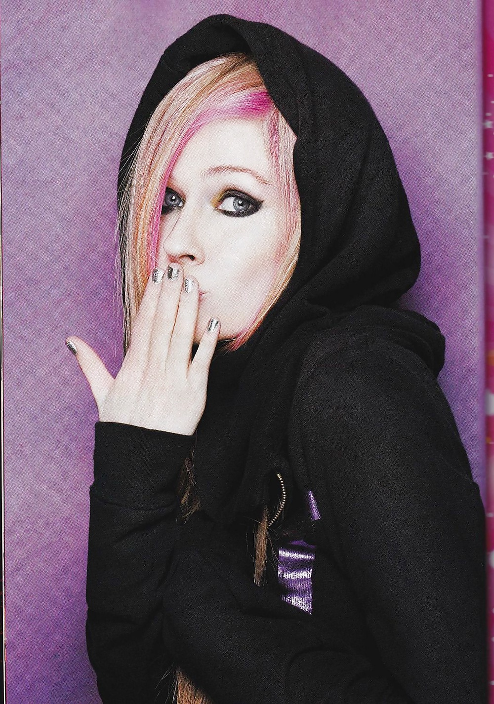 Avril lavigne rivista hq scansioni (ccm)
 #30492774