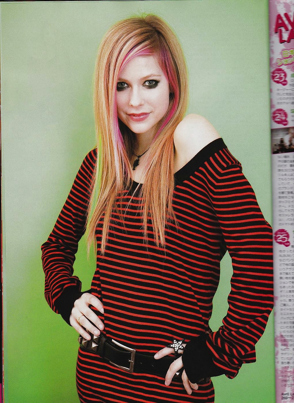 Avril lavigne rivista hq scansioni (ccm)
 #30492830