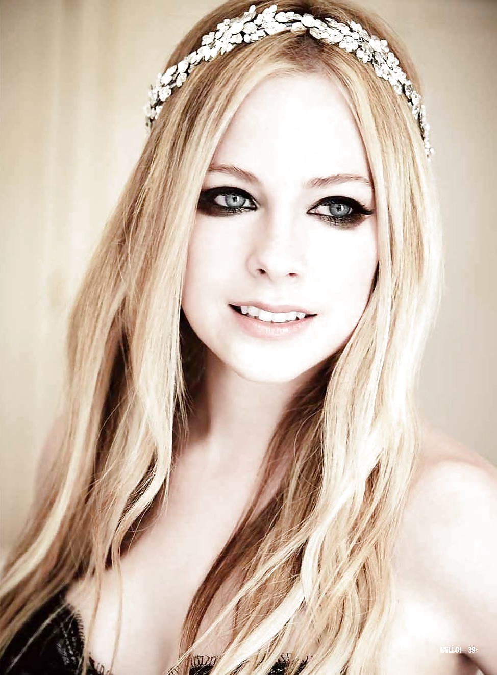 Avril lavigne magazine hq scans (ccm)
 #30492872