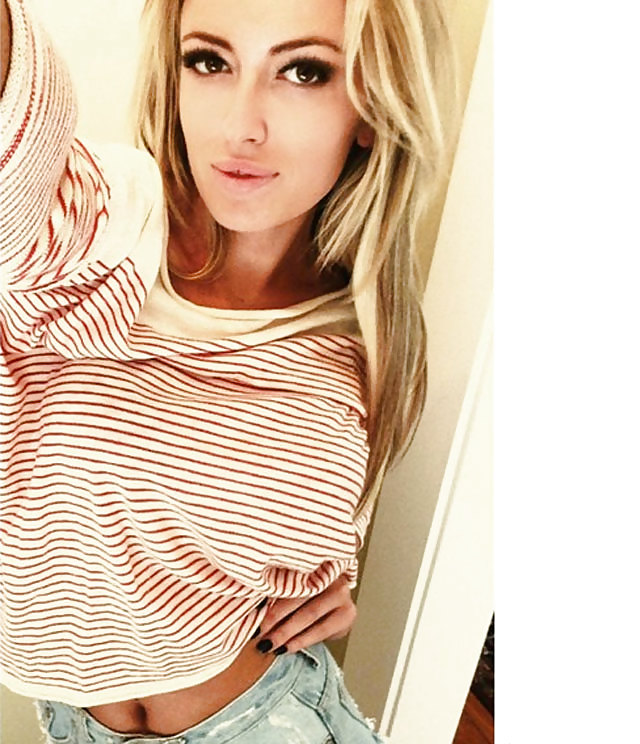 Paulina Gretzky #37105785