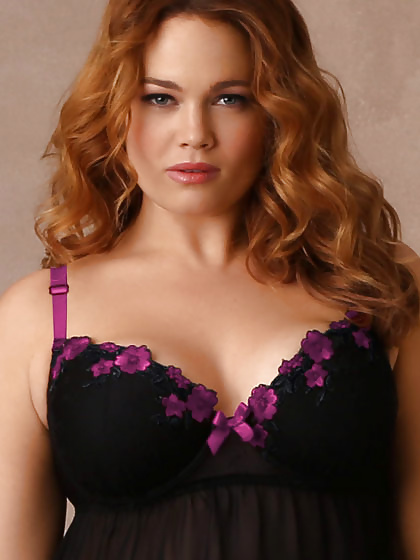 Curvy model kailee #38584628