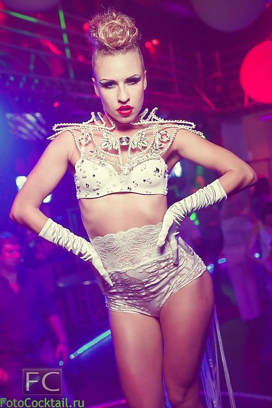 Russian dance sexy MILF - Lana #24486771