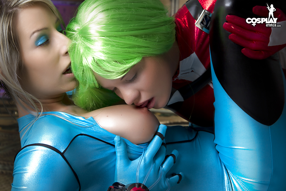 Cosplay (nude, lesbian and erotic) #31568247