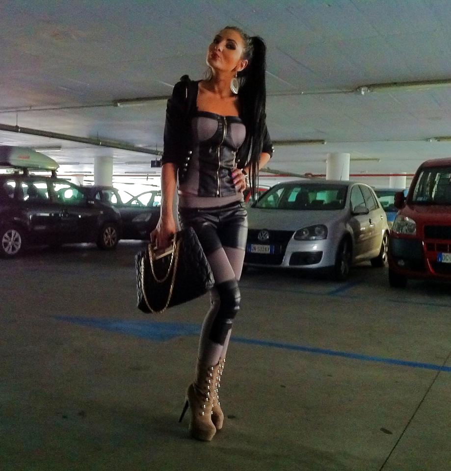 Chicas sexys #49
 #28130438