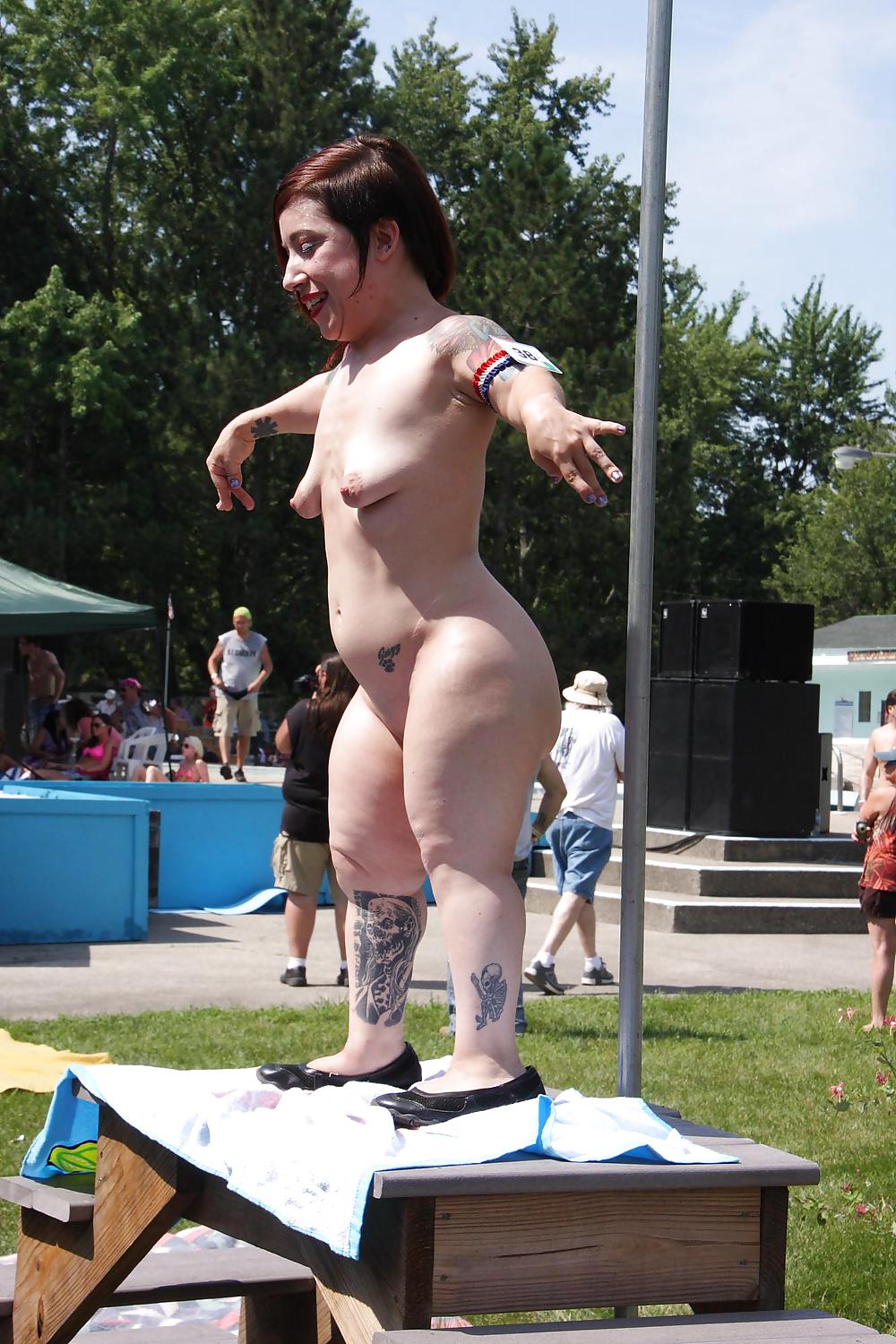 Midget Action 32 #37359876