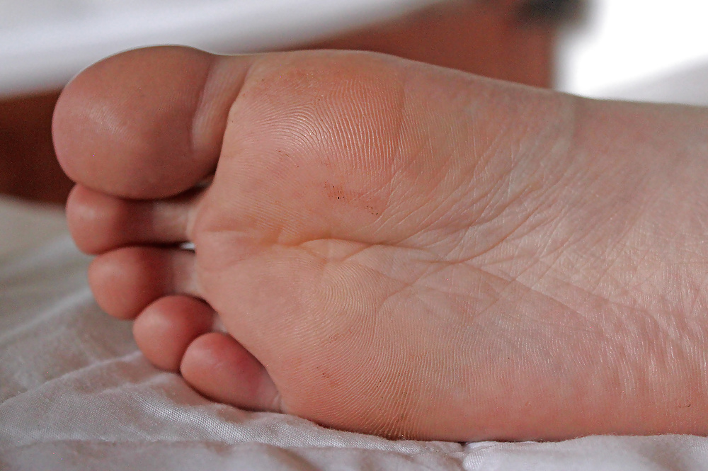 Las suelas de los pies de mi amiga!! simplemente las adoro!
 #32379972