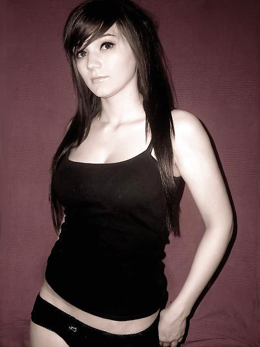 Pics
 #30522929