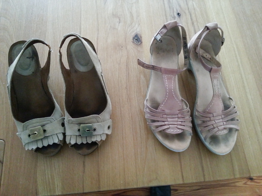 Spielt Mit Den Schuhen Meiner Frau Um #34021277