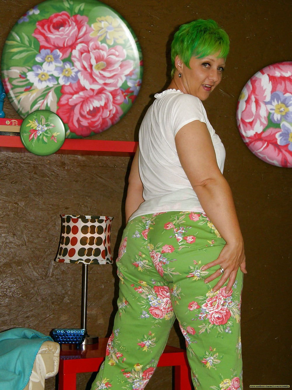 Actualización #294 greenfloralpants
 #37034345