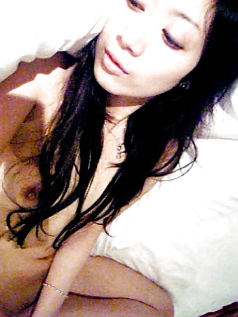 プライベート写真の若いアジア人の裸の女の子たち 1
 #38611567