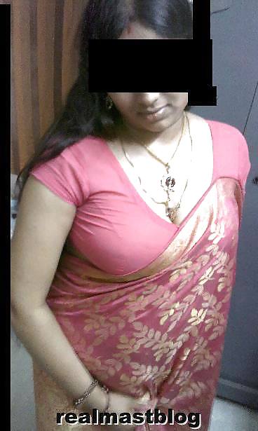 Indian aunties hot juicy boobs
 #23461878