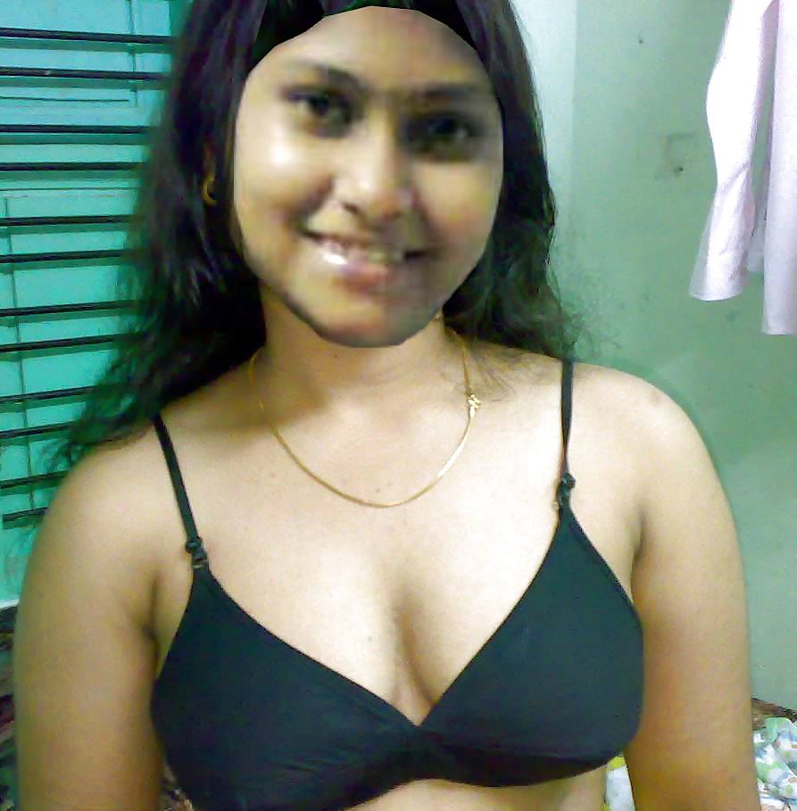 Indian aunties hot juicy boobs
 #23461885