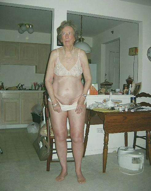 Granny Virginia 84 yo.... Hot body #23499398
