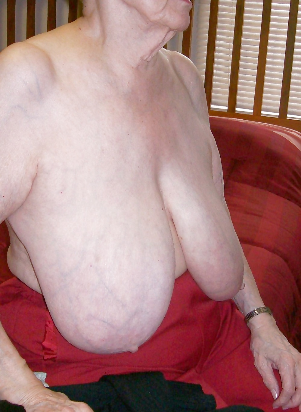 Todo tipo de tetas 10
 #26521723