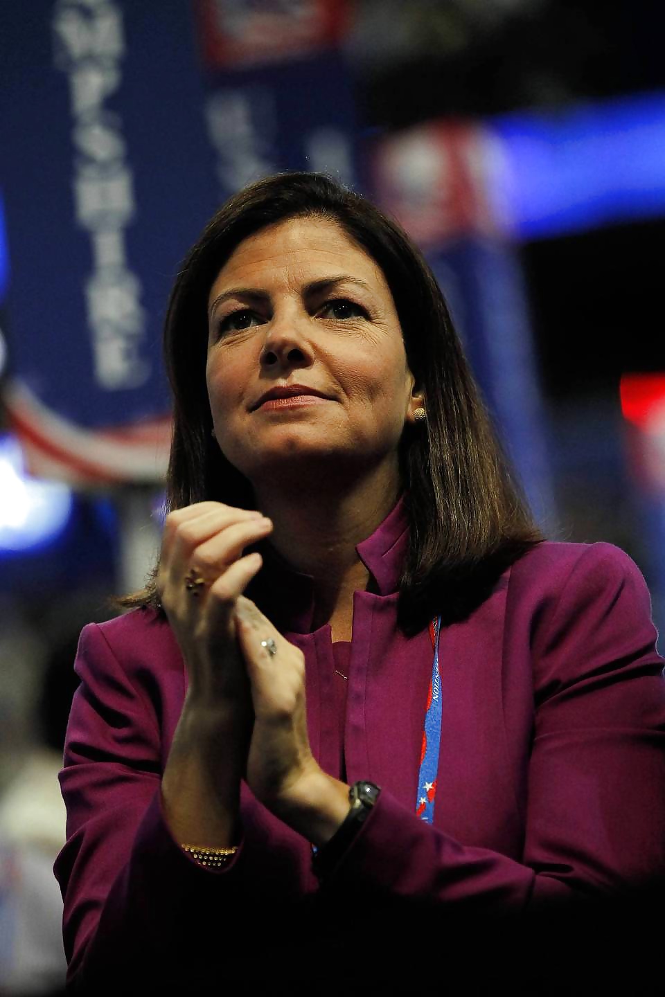 It's so good jerking off to conservative Kelly Ayotte #35039568