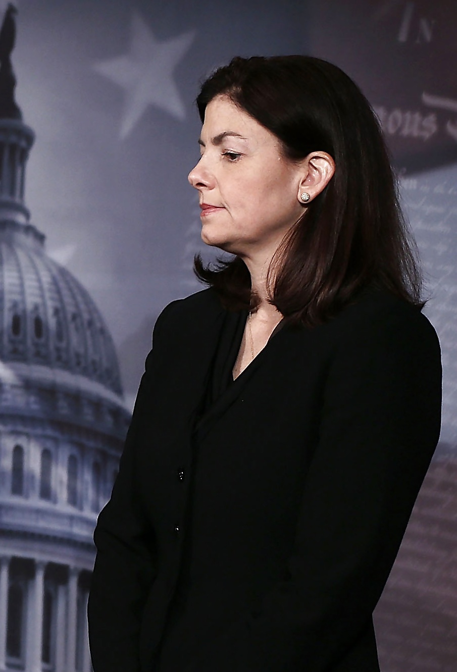 It's so good jerking off to conservative Kelly Ayotte #35039583