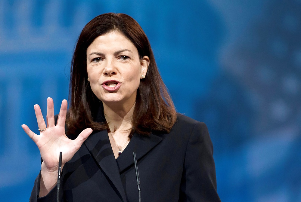 It's so good jerking off to conservative Kelly Ayotte #35039659
